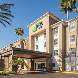 Express & International Airport By Ihg Hotel